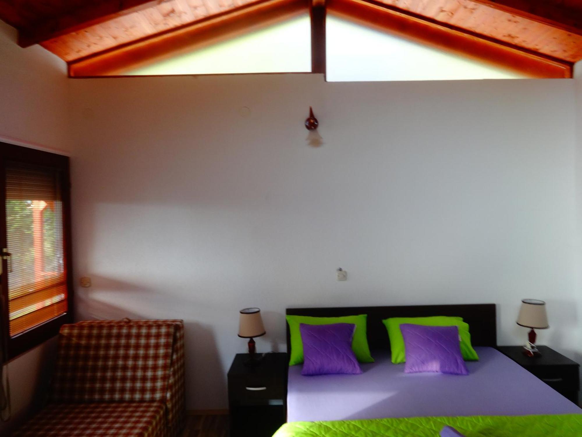 Karali Apartments Lagadin Luaran gambar
