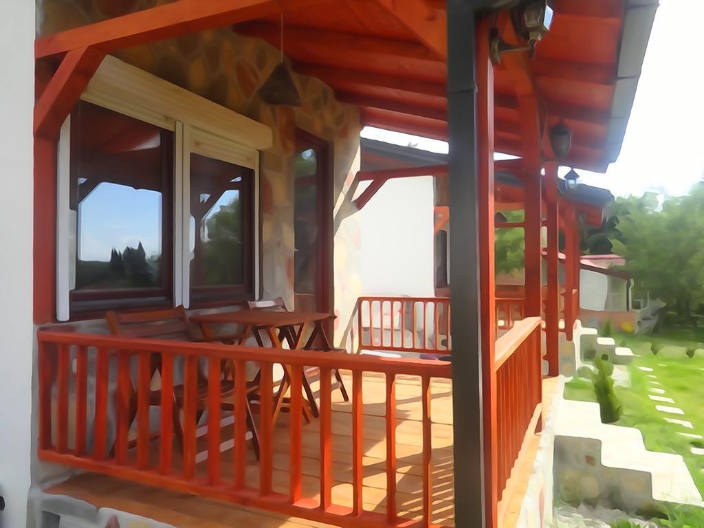 Karali Apartments Lagadin Luaran gambar