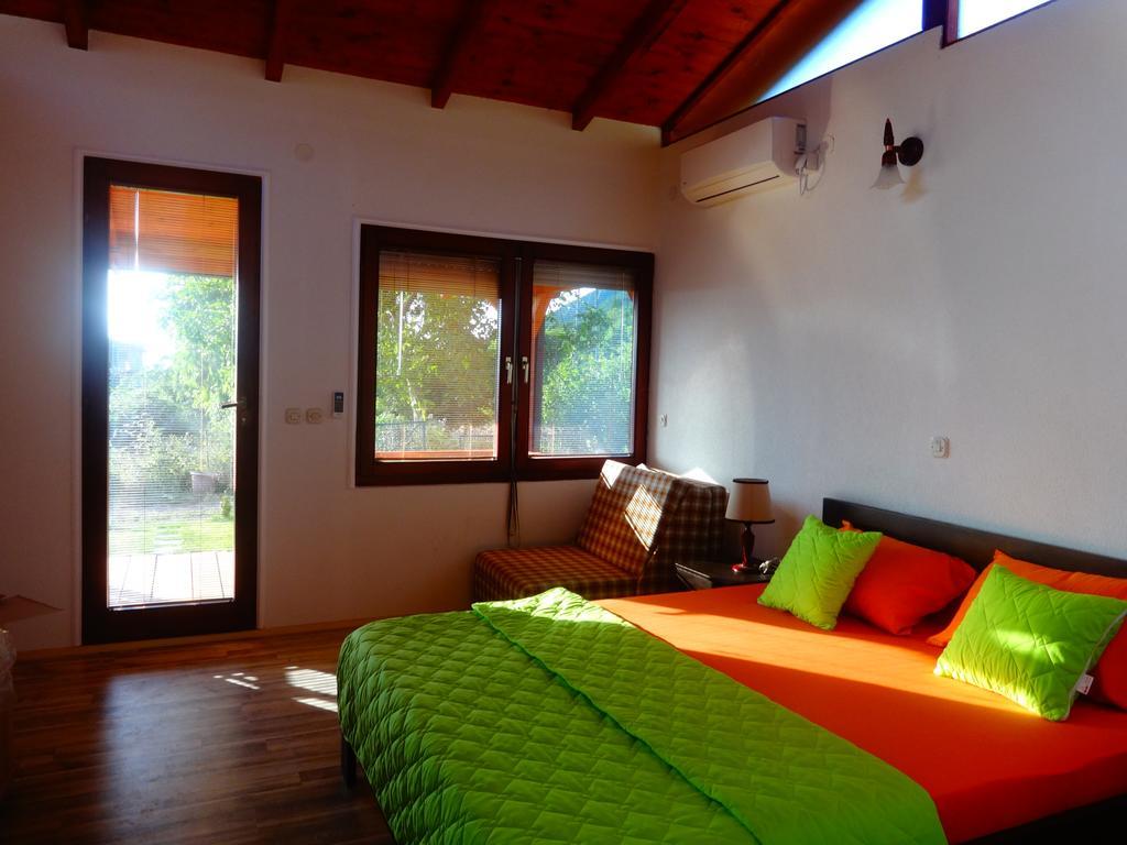 Karali Apartments Lagadin Luaran gambar